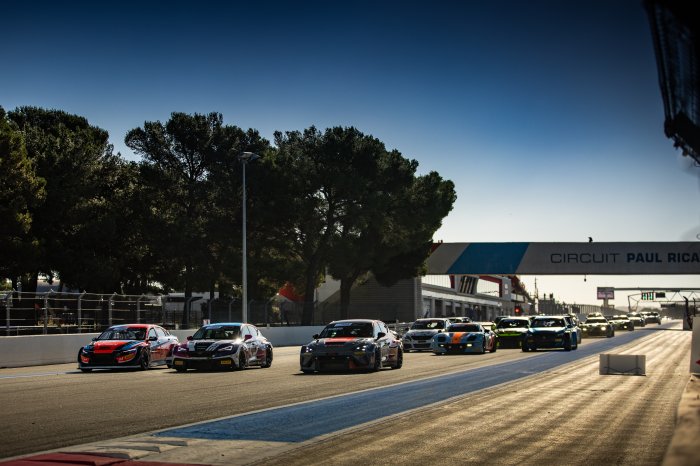 Les Champions de France FFSA Tourisme sacrés sur le Circuit Paul Ricard