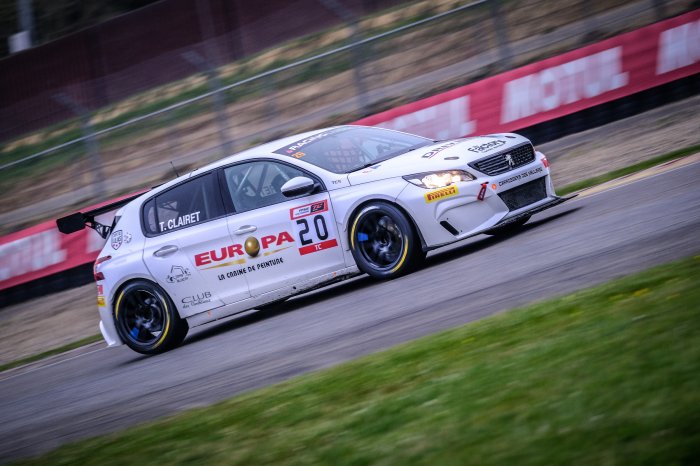 Triple pole position pour Teddy Clairet