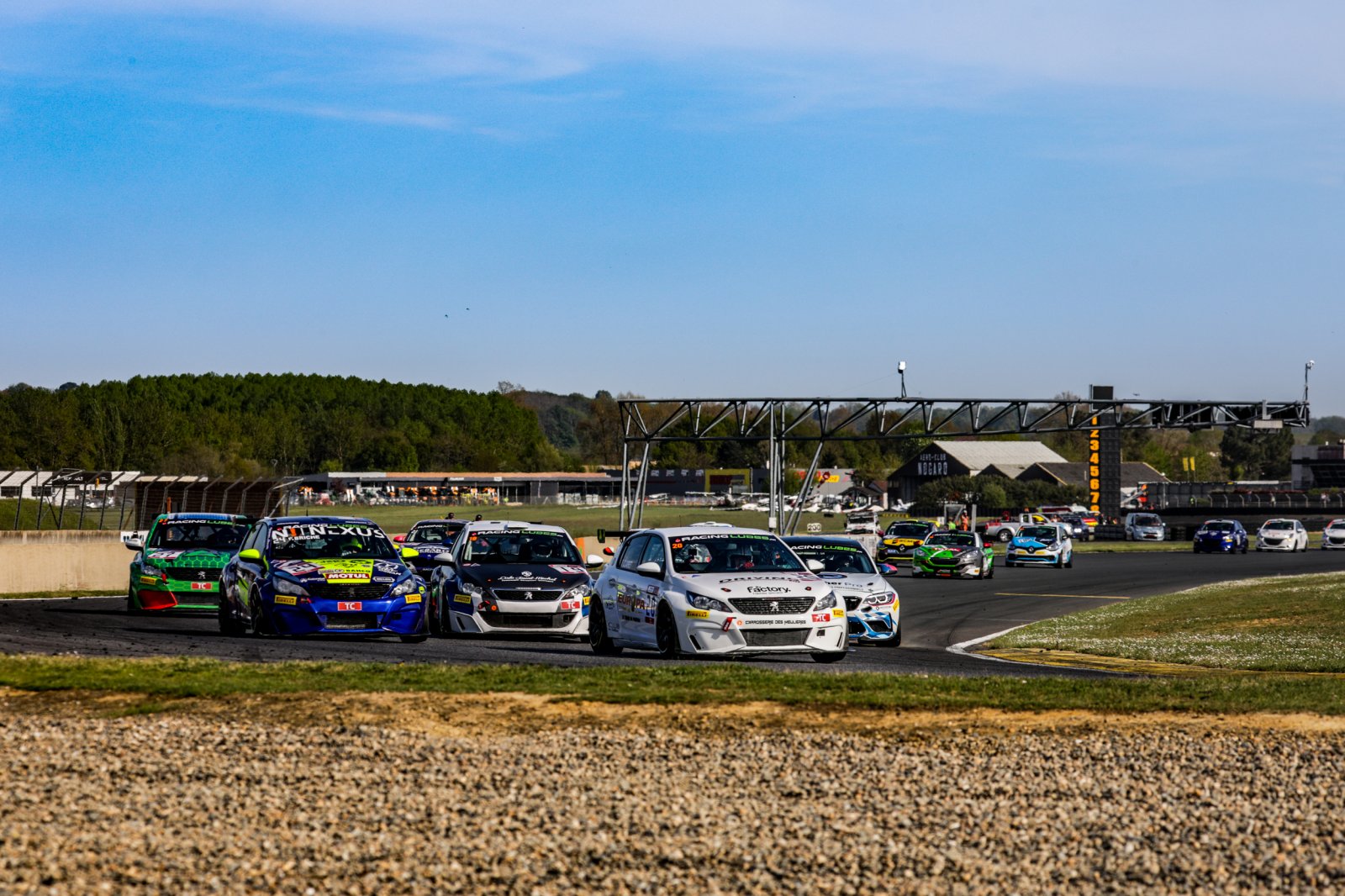 Course 1 : un triplé gersois pour les Peugeot 
