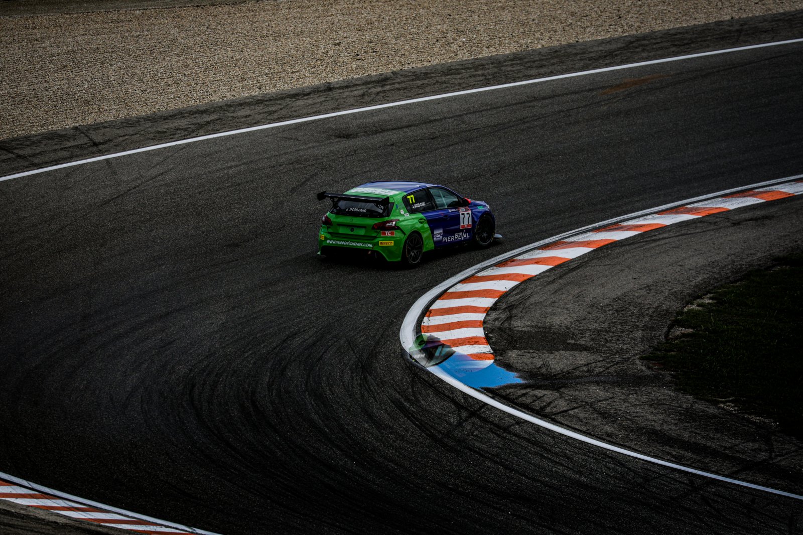 Lédenon GT Series photo