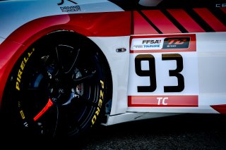 Pit lane, Race 2
 | SRO / Patrick Hecq Photography