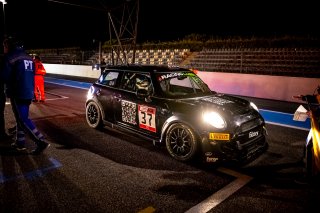 Course 1, Grid Walk
 | SRO / Nico Deumille