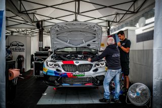 Set Up
 | SRO / TWENTY-ONE CREATION - Jules Benichou