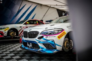 Set Up
 | SRO / TWENTY-ONE CREATION - Jules Benichou