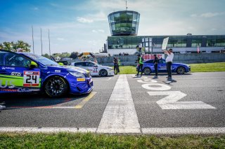 Gridwalk, Race 1
 | SRO / Dirk Bogaerts Photography