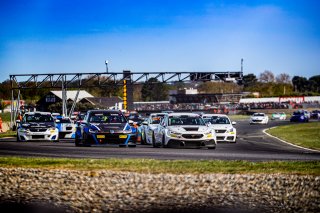 Course 2, D&eacute;part
 | &copy;&nbsp;SRO - TWENTY-ONE CREATION | Jules Benichou