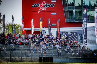 Ambiance, Course 2
 | &copy;&nbsp;SRO - TWENTY-ONE CREATION | Jules Benichou