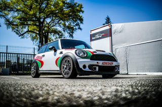 Set Up
 | SRO / TWENTY-ONE CREATION - Jules Benichou