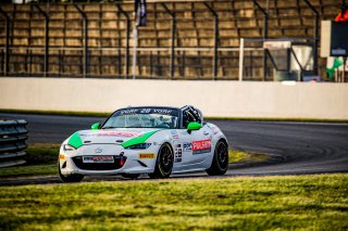#28 Pro'Pulsion Team - Laurent Fresnais - Fady - Mazda MX5 Cup - TCA-2, Essais Qualificatifs, TC France
 | &copy;&nbsp;SRO - TWENTY-ONE CREATION | Jules Benichou