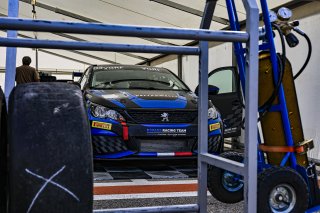 Set UP
 | &copy; SRO / Patrick Hecq Photography