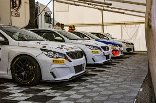 Set UP
 | &copy; SRO / Patrick Hecq Photography