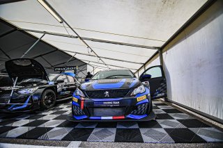 Set UP
 | &copy; SRO / Patrick Hecq Photography