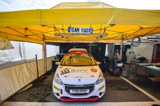 Set UP
 | &copy; SRO / Patrick Hecq Photography