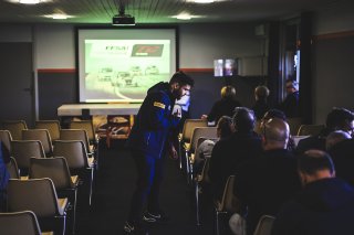 Briefing
 | &copy; SRO / Patrick Hecq Photography