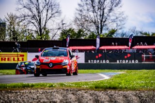 #95 - Team Leal Comp&eacute;tition - Christophe Henry - Lubin Henry - Renault Clio Cup IV - TCA, Essais Libres 2, TC France
 | &copy;&nbsp;SRO - TWENTY-ONE CREATION | Jules Benichou