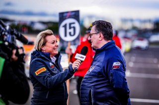 Ambiance, Team SRO
 | &copy;&nbsp;SRO - TWENTY-ONE CREATION | Jules Benichou