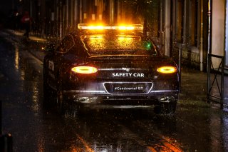 Parade
 | &copy; SRO / Patrick Hecq Photography