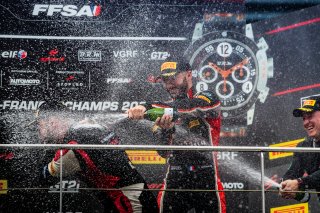 Podium
 | TWENTY-ONE CREATION