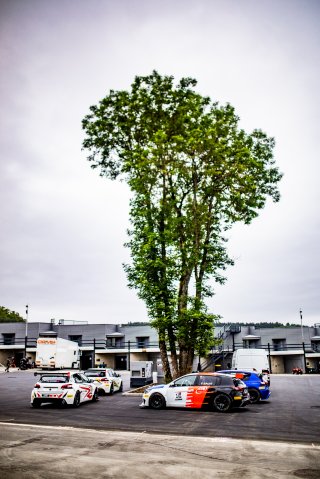  | TWENTY-ONE CREATION