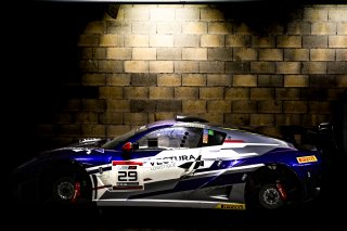 Set Up
 | © SRO / Patrick Hecq Photography