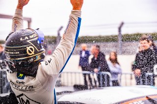  | TWENTY-ONE CREATION