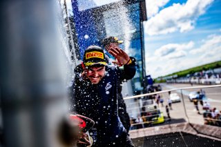 PODIUM
 | TWENTY-ONE CREATION