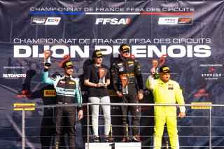 PODIUM
 | TWENTY-ONE CREATION