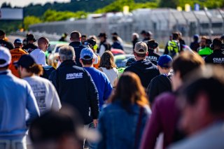 AMBIANCE, GRID WALK
 | TWENTY-ONE CREATION