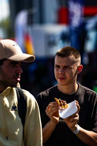  | TWENTY-ONE CREATION