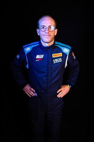 #107 - Comte Racing Team - ROUMEZY Nicolas - BREDEAUX Pierre - Cupra L&eacute;on Comp&eacute;ticion TCR - TCR, CATEGORIES, PORTRAIT, STUDIO, TC FRANCE
 | SRO Motorsports Group