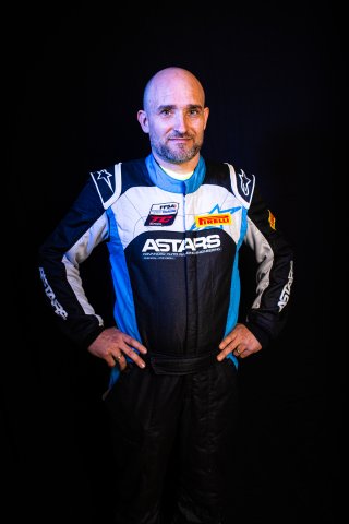#33 - Team Leal Competition - CARLOS Claude - CARLOS Julien - Renault Clio IV Cup - TCA, CATEGORIES, PORTRAIT, STUDIO, TC FRANCE
 | SRO Motorsports Group