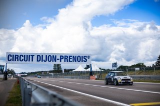 #129 - ADWShop Motorsport - Richard Gino - Gr&eacute;gory Linxe - Mini R56 MCS-R - TC Cup, TC FRANCE
 | &copy;&nbsp;SRO - TWENTY-ONE CREATION | Jules Benichou