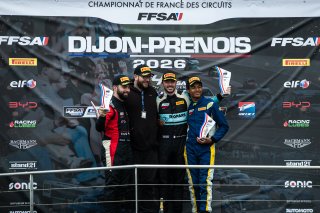 PODIUM
 | &copy;&nbsp;SRO - TWENTY-ONE CREATION | Jules Benichou