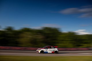 #2 - FRT by JSB Comp&eacute;tition - Gilles Ferstler - Emma Ferstler - Renault Clio IV Cup - TCA, TC FRANCE
 | &copy;&nbsp;SRO - TWENTY-ONE CREATION | Jules Benichou