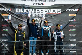 PODIUM
 | &copy;&nbsp;SRO - TWENTY-ONE CREATION | Jules Benichou