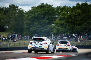 #26 - Fox Racing Team - Michel Beziat - Bastien Girard - Renault Clio IV Cup - TCA, TC FRANCE
 | &copy;&nbsp;SRO - TWENTY-ONE CREATION | Jules Benichou
