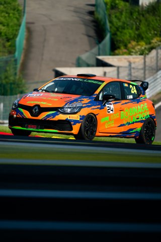 #24 - AL Motorsports by JSB - Yannis Lafon - Renault Clio IV Cup - TCA, FFSA Tourisme
 | bendemacedo