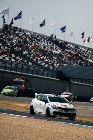 #17 - Team Leal Competition - LEAL Thomas - Renault Clio V Cup - TCA, #TC FRANCE
 | bendemacedo
