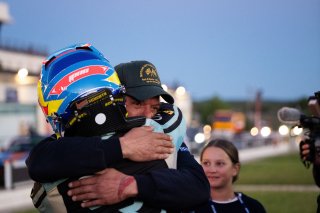 Ambiance, Celebration
 | SRO / Luc SERPETTE