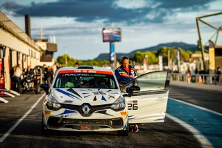 #26 - Fox Racing Team - Bastien Girard - Renault Clio IV Cup - TCA, FFSA Tourisme
 | SRO Motorsports Group
